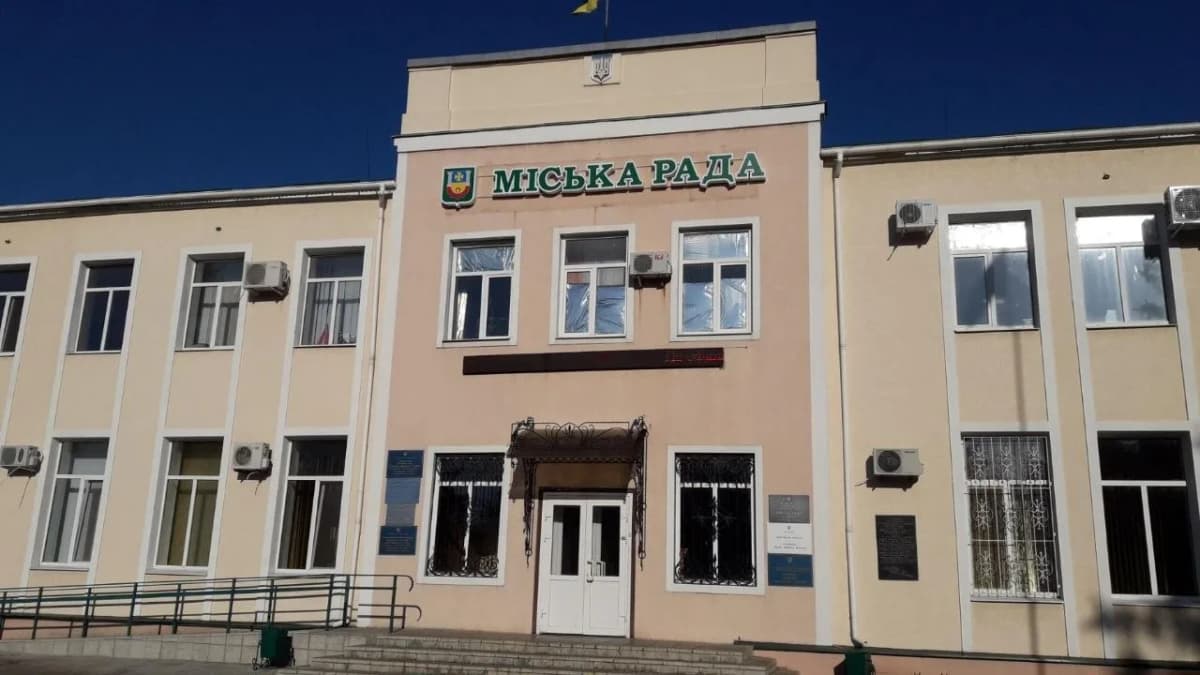 ТРЦ / офіси / підприємства — вивіска